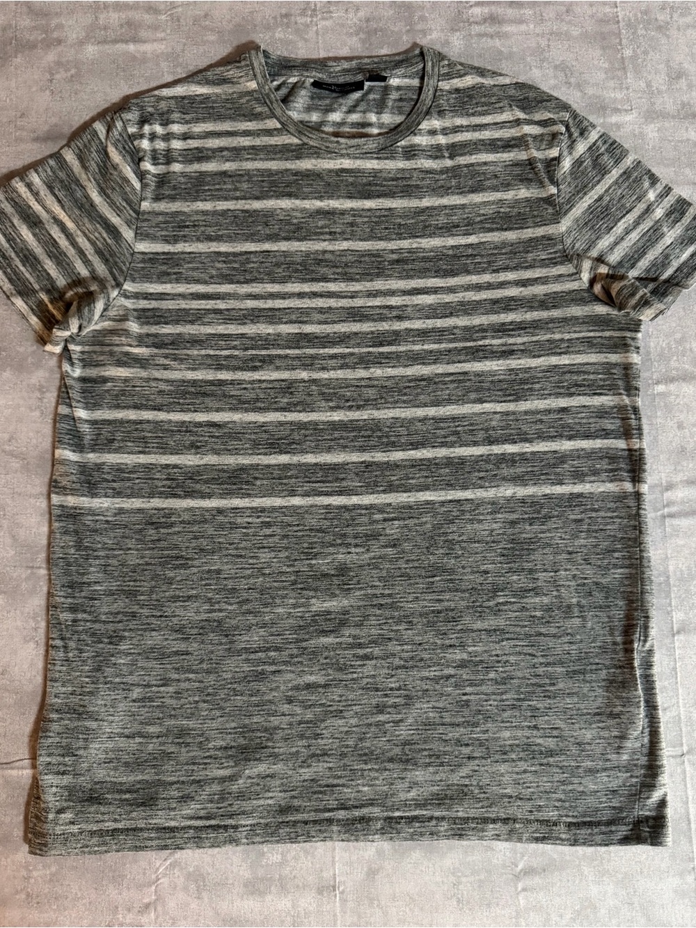 Marc Anthony Men's L Gray Striped Crew Neck Short Sleeve Jersey Knit T-Shirt